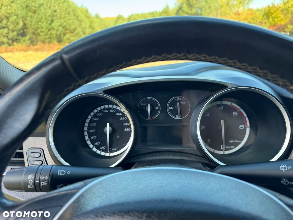 Alfa Romeo Giulietta 2.0 JTDM 16V Turismo - 25