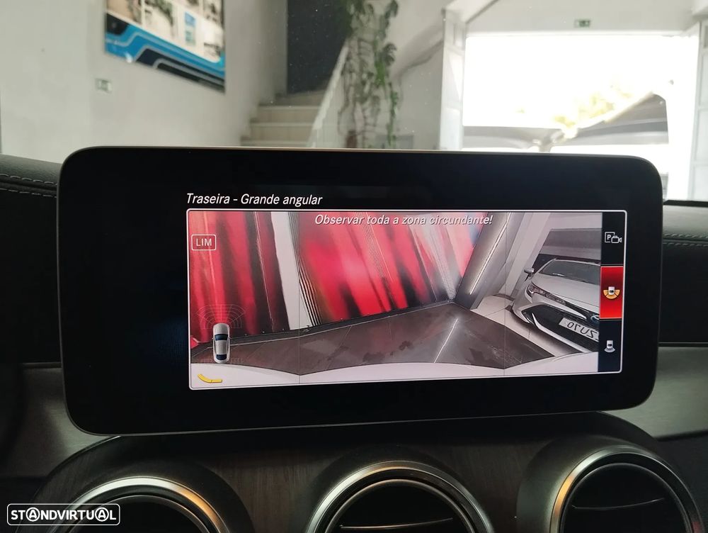 Mercedes-Benz C 200 AMG Line - 33