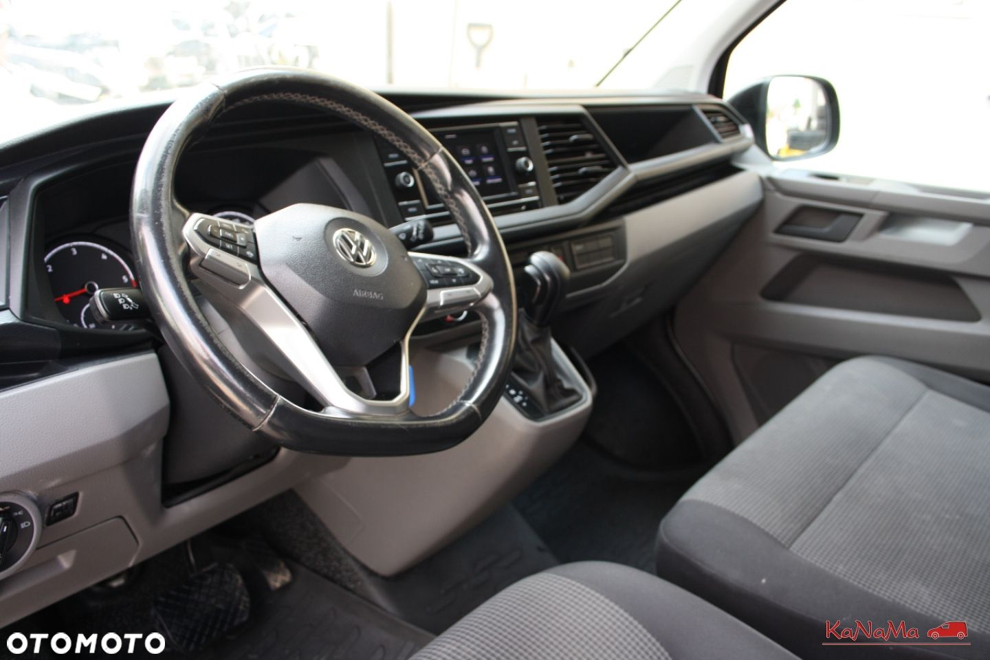 Volkswagen Transporter - 27