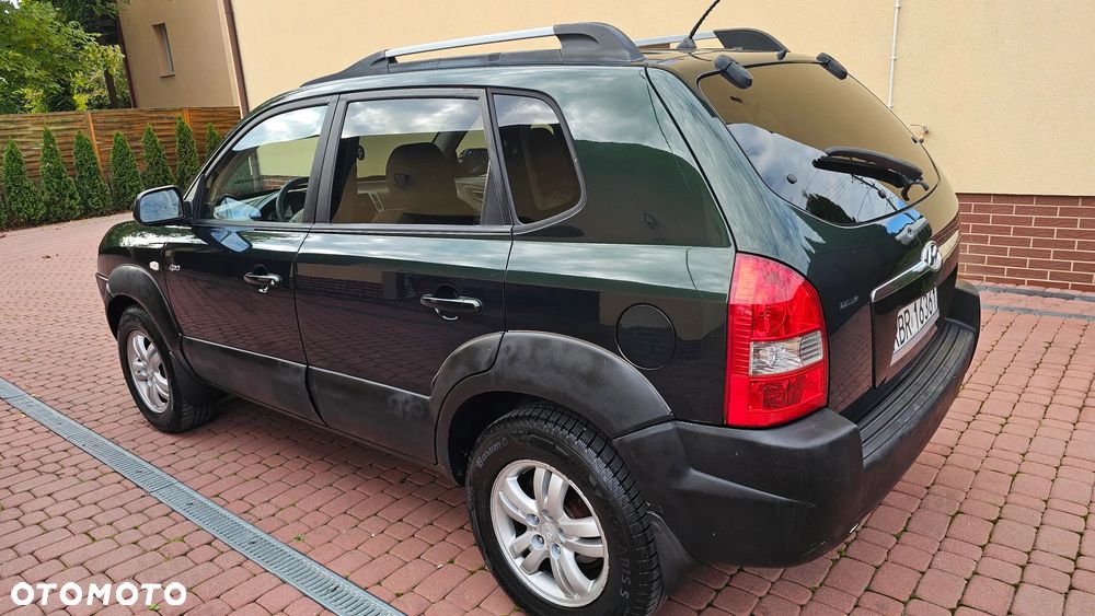 Hyundai Tucson 2.0 CRDi VGT 4WD GLS - 29