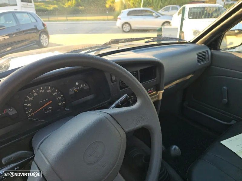 Toyota Hilux 2.4 D LN105L Cx Madeira - 18