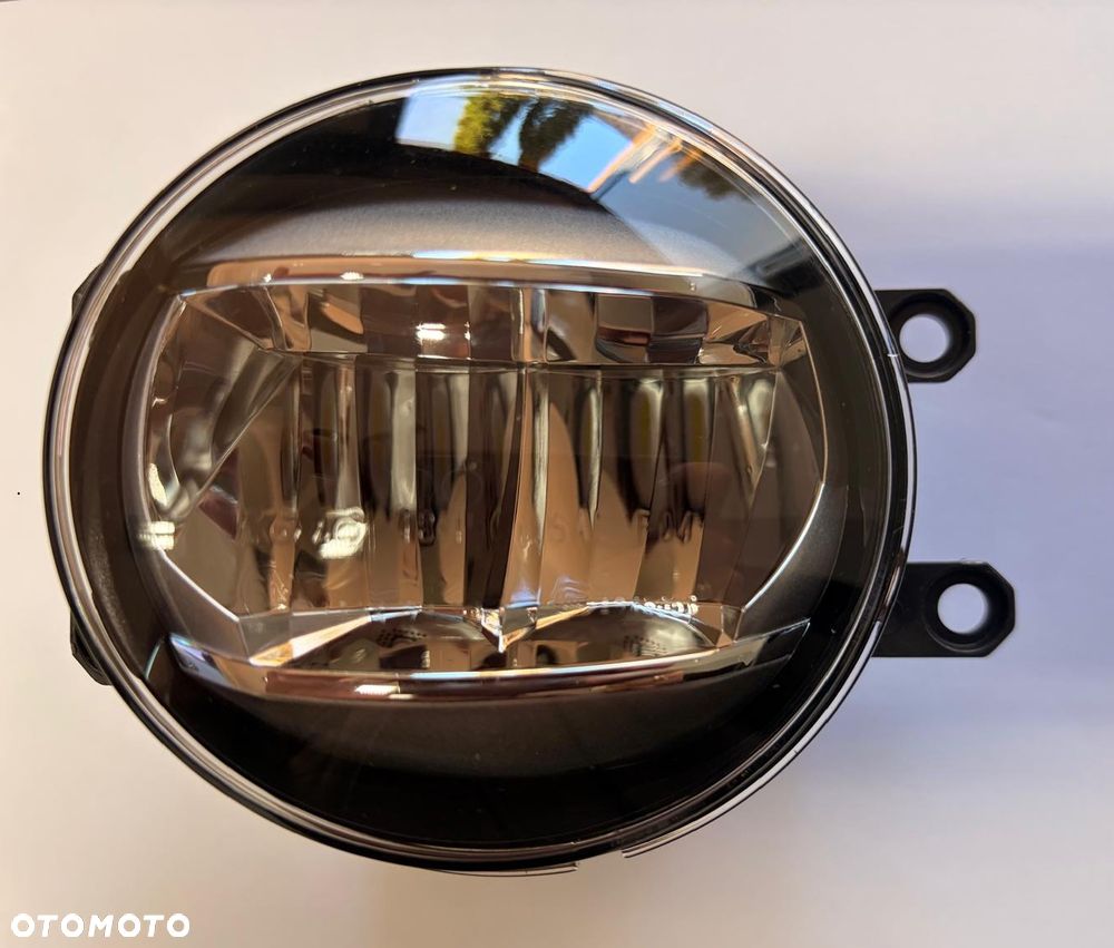 TOYOTA LEXUS Halogen LED lampa lampka przeciwmgielna 8122048051 NOWA ORYGINAŁ