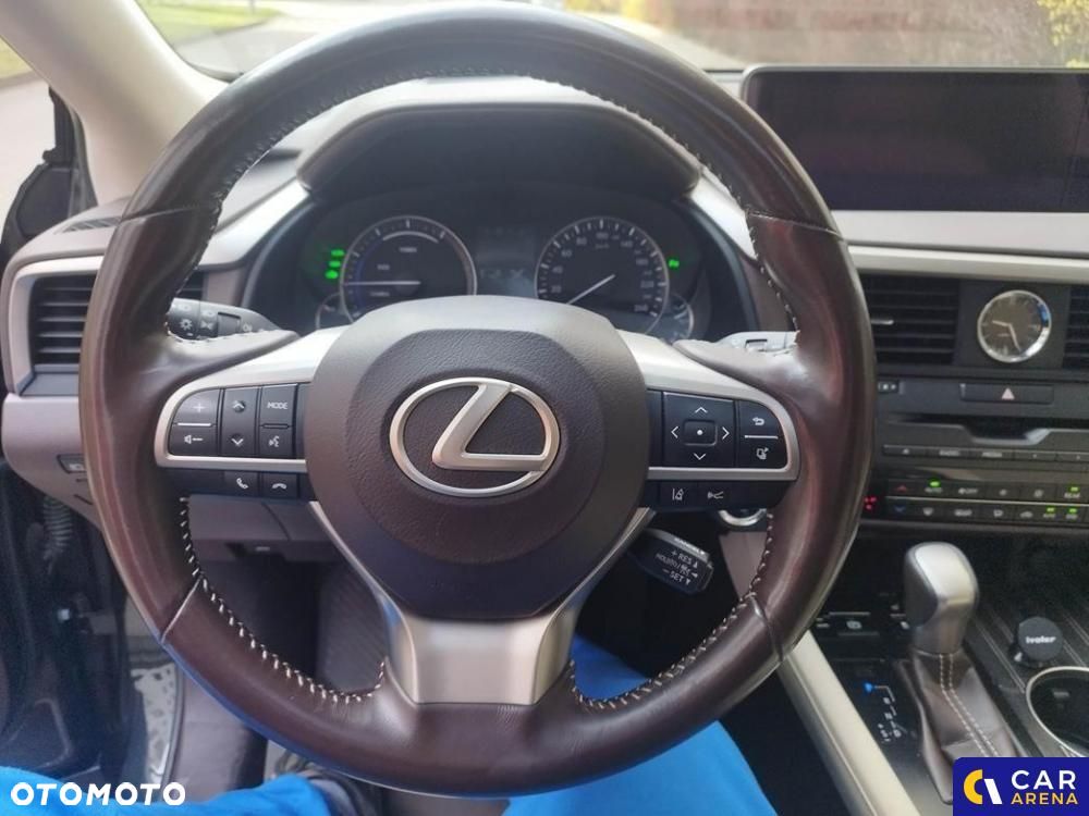 Lexus RX - 23