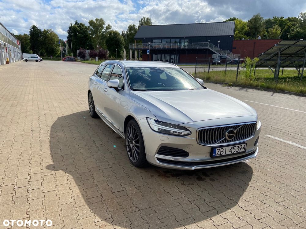Volvo V90 - 2