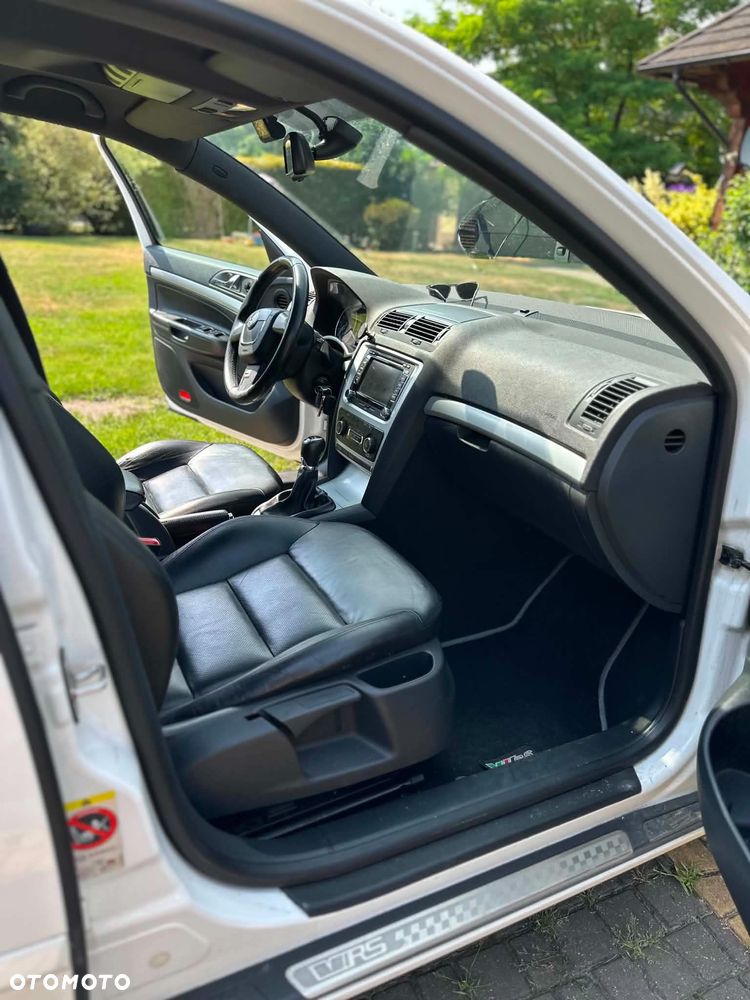 Skoda Octavia 2.0 TDI RS - 4