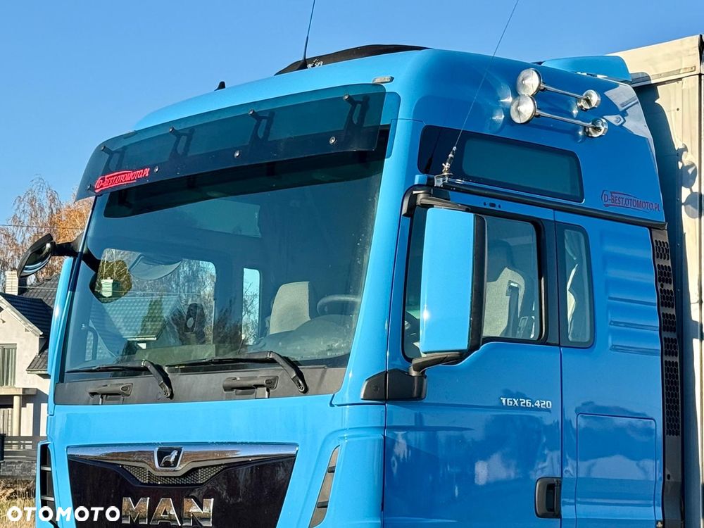 MAN TGX 26.420 / FIRANKA / WINDA / 23 EUROPALETY / 6x2 / AUTOMAT / EURO 6 / OŚ PODNOSZONA / DUŻA KABINA / 2019 ROK - 9