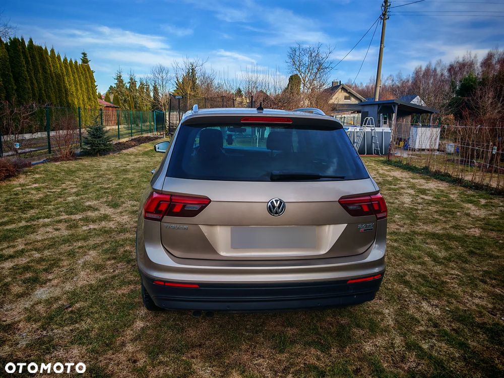 Volkswagen Tiguan - 6