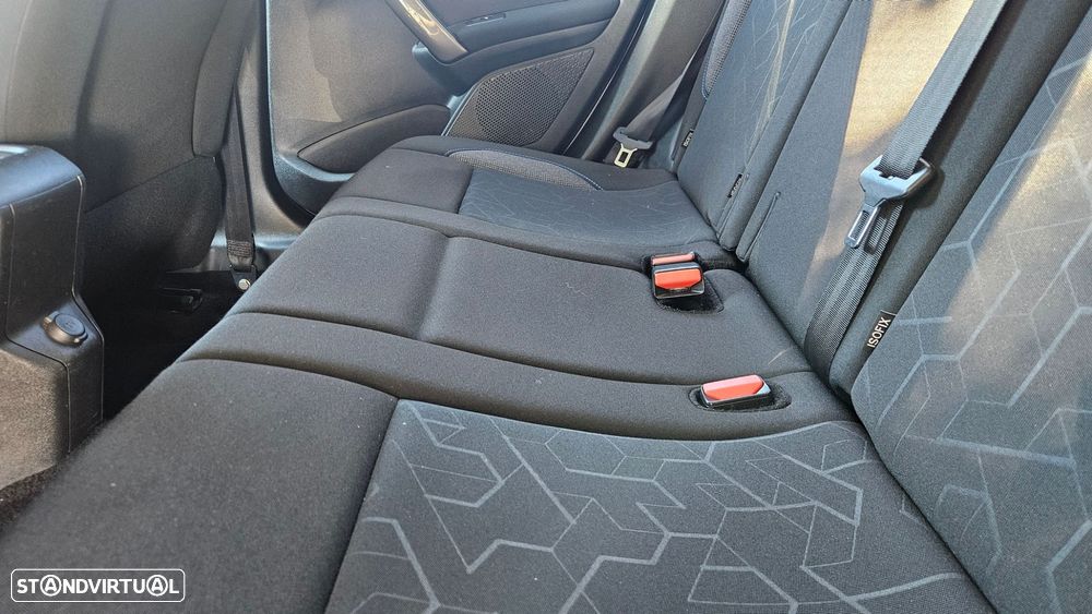 Peugeot 2008 1.2 PureTech Style - 22