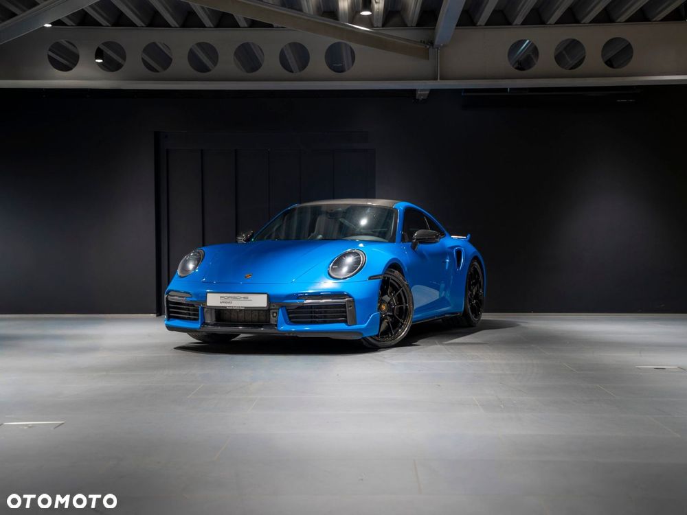 Porsche 911 Turbo S - 1