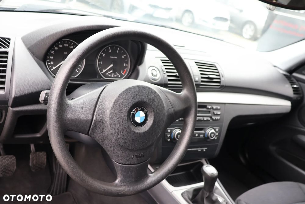 BMW Seria 1 116i - 7