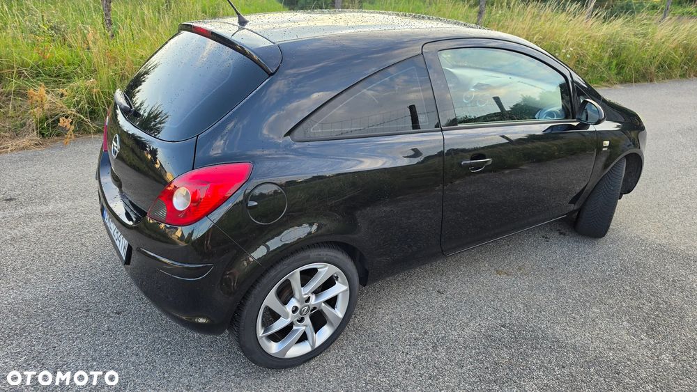 Opel Corsa 1.2 16V Edition / Active - 5