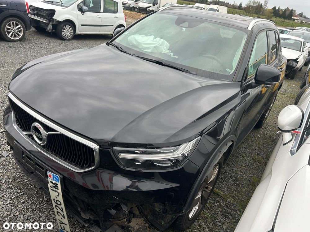 Volvo XC 40 D3 Momentum - 2
