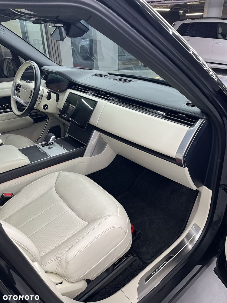 Land Rover Range Rover 4.4 V8 P535 Autobiography - 13