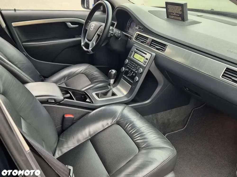 Volvo V70 - 3