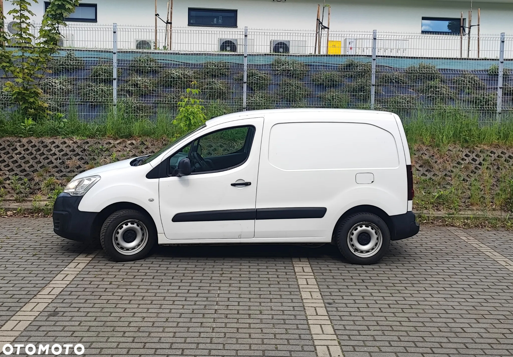 Peugeot Partner - 13