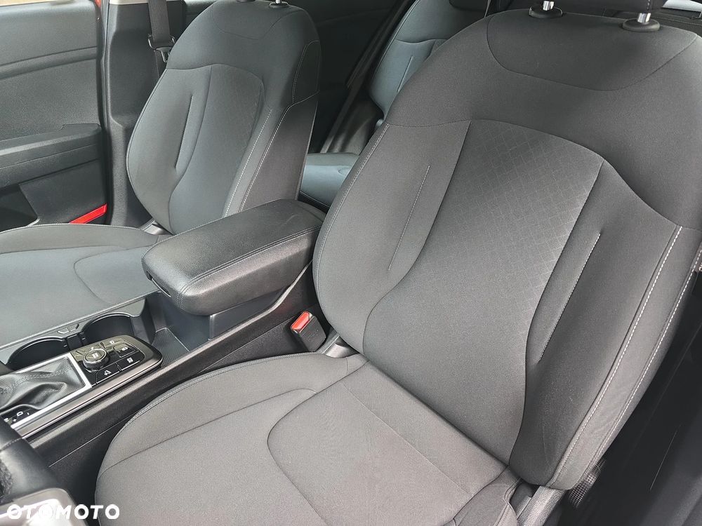 Kia Sportage 1.6 T-GDI MHEV M 2WD DCT - 12