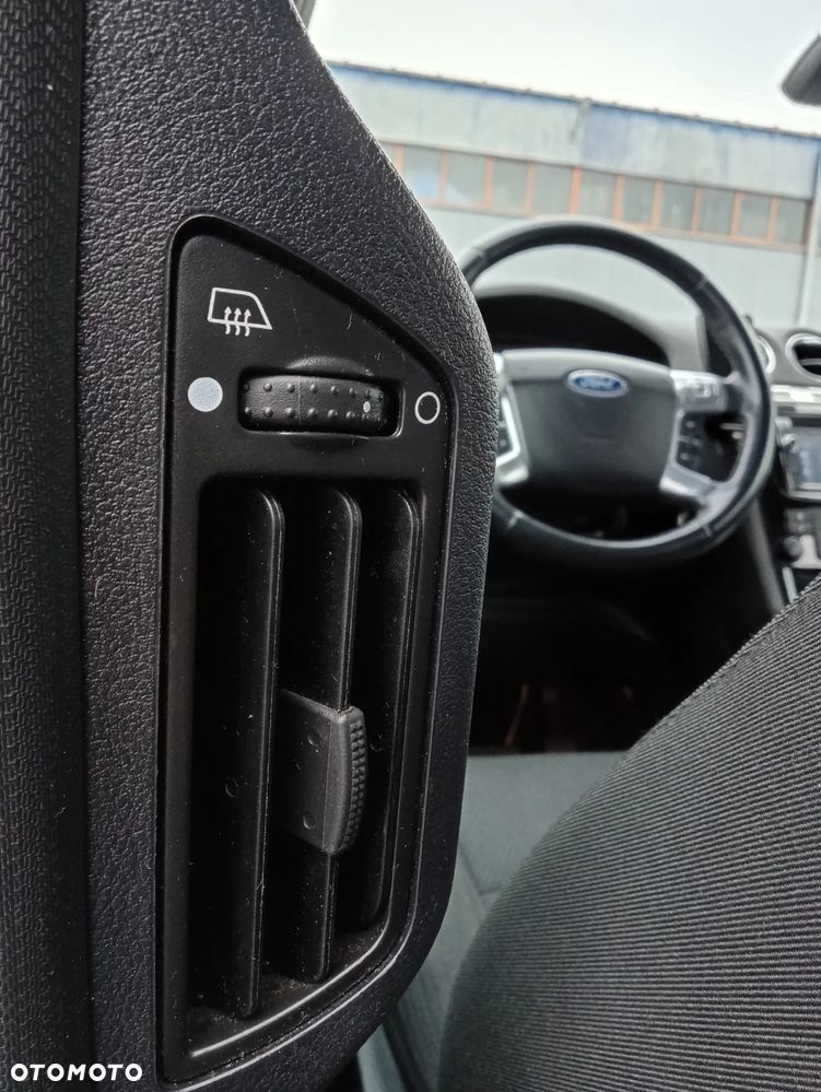 Ford S-Max 2.0 TDCi DPF Titanium X - 23