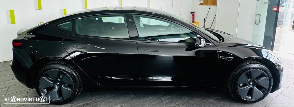 Tesla Model 3 Standard RWD Plus - 3