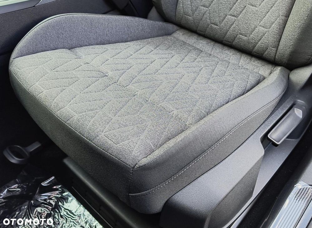 Volkswagen Golf - 11