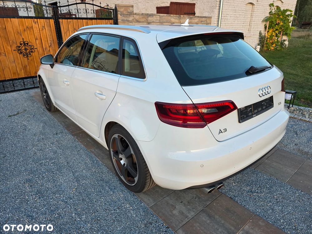Audi A3 Sportback - 17