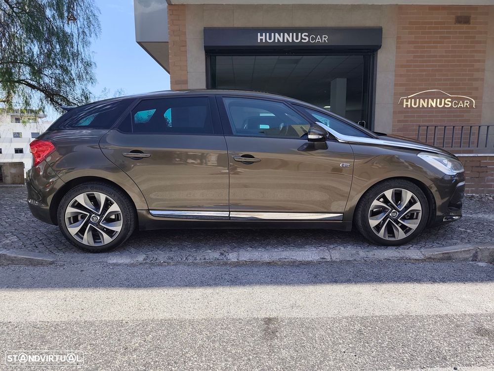 DS DS5 2.0 Hybrid4 Sport Chic - 22