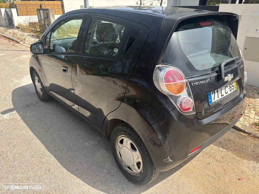 Chevrolet Spark 1.0 L - 11
