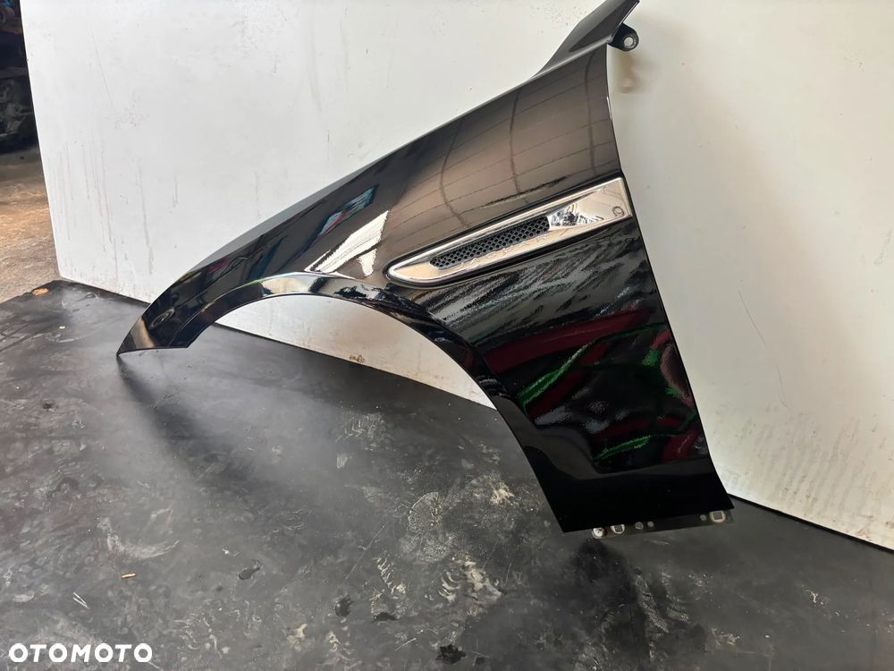 Błotnik lewy przód jaguar XE x760 2015 - 3