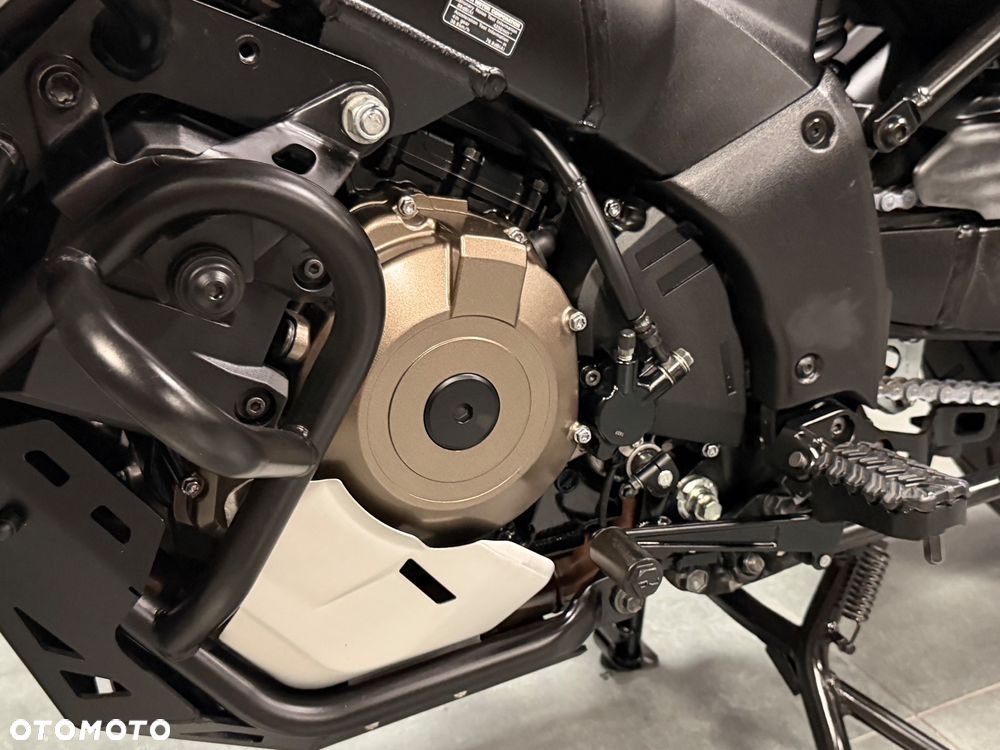 Suzuki V-STROM - 36