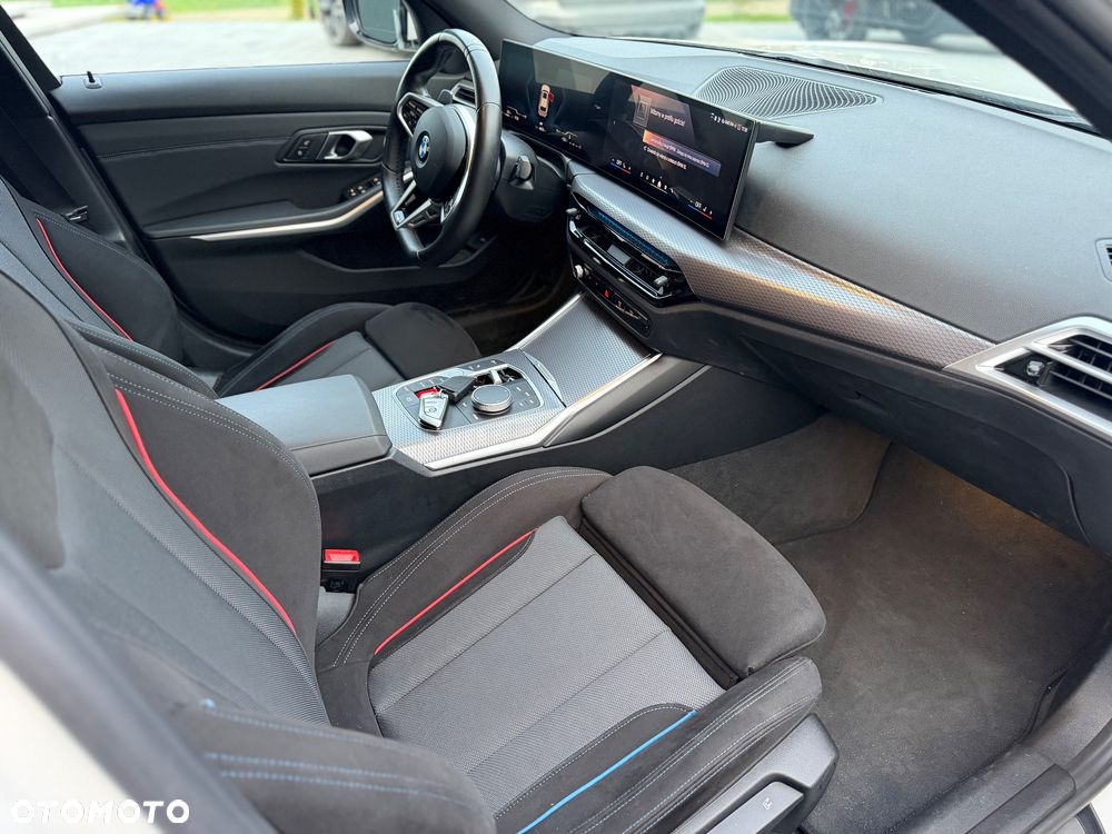 BMW Seria 3 330i xDrive M Sport - 6