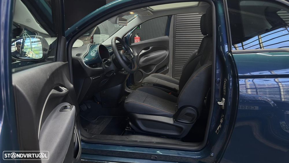 Fiat 500e 3 + 1 42kWh Icon - 32