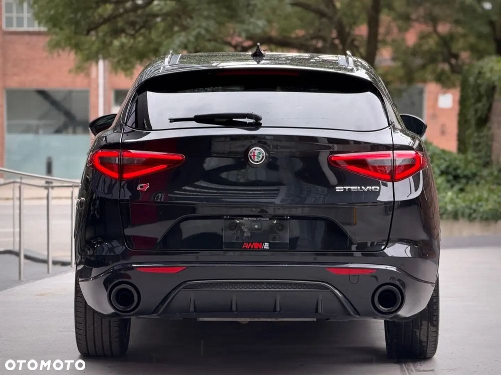 Alfa Romeo Inny - 3