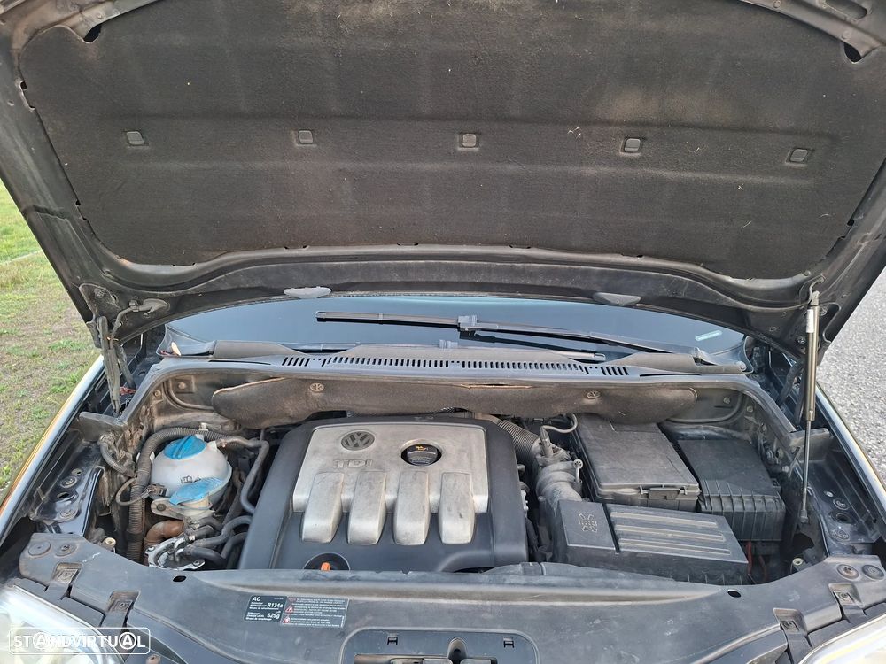 VW Touran 2.0 TDI Highline EC 7L - 16