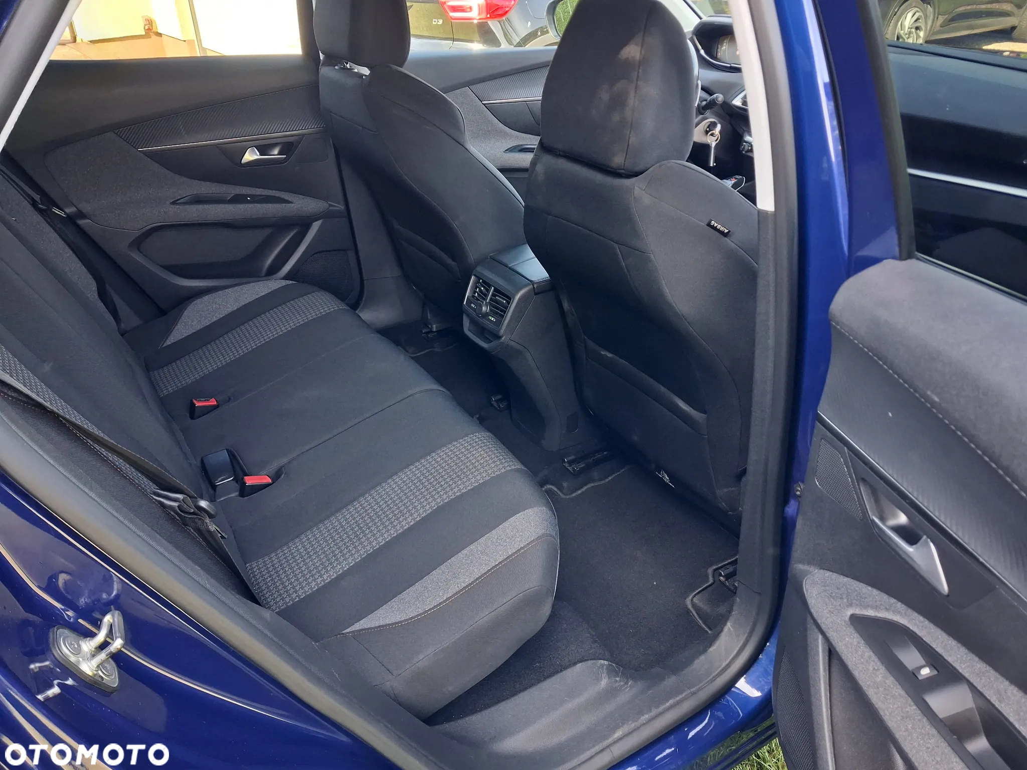 Peugeot 3008 1.5 BlueHDi Active Pack S&S EAT8 - 9