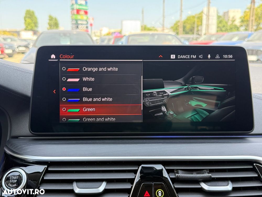 BMW Seria 5 530d xDrive AT MHEV - 34