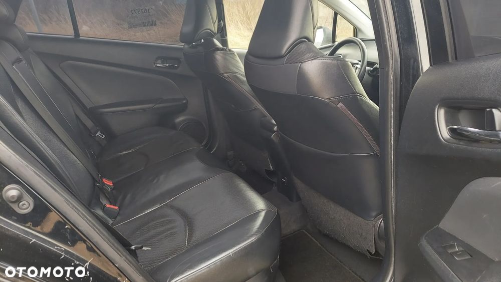 Toyota Prius Hybrid Executive - 6