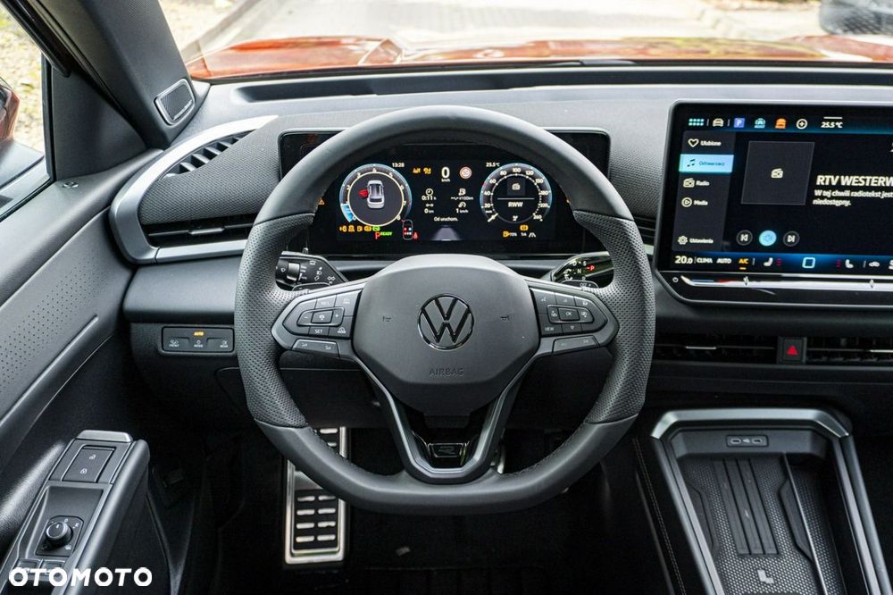 Volkswagen T-Roc - 21