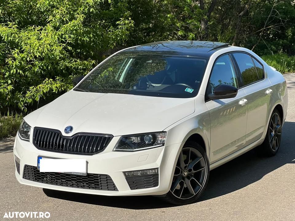 Skoda Octavia 2.0 TDI RS DSG - 1