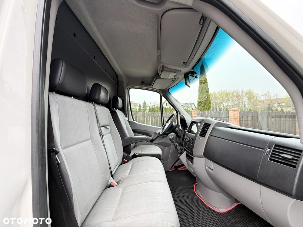 Volkswagen Crafter - 23