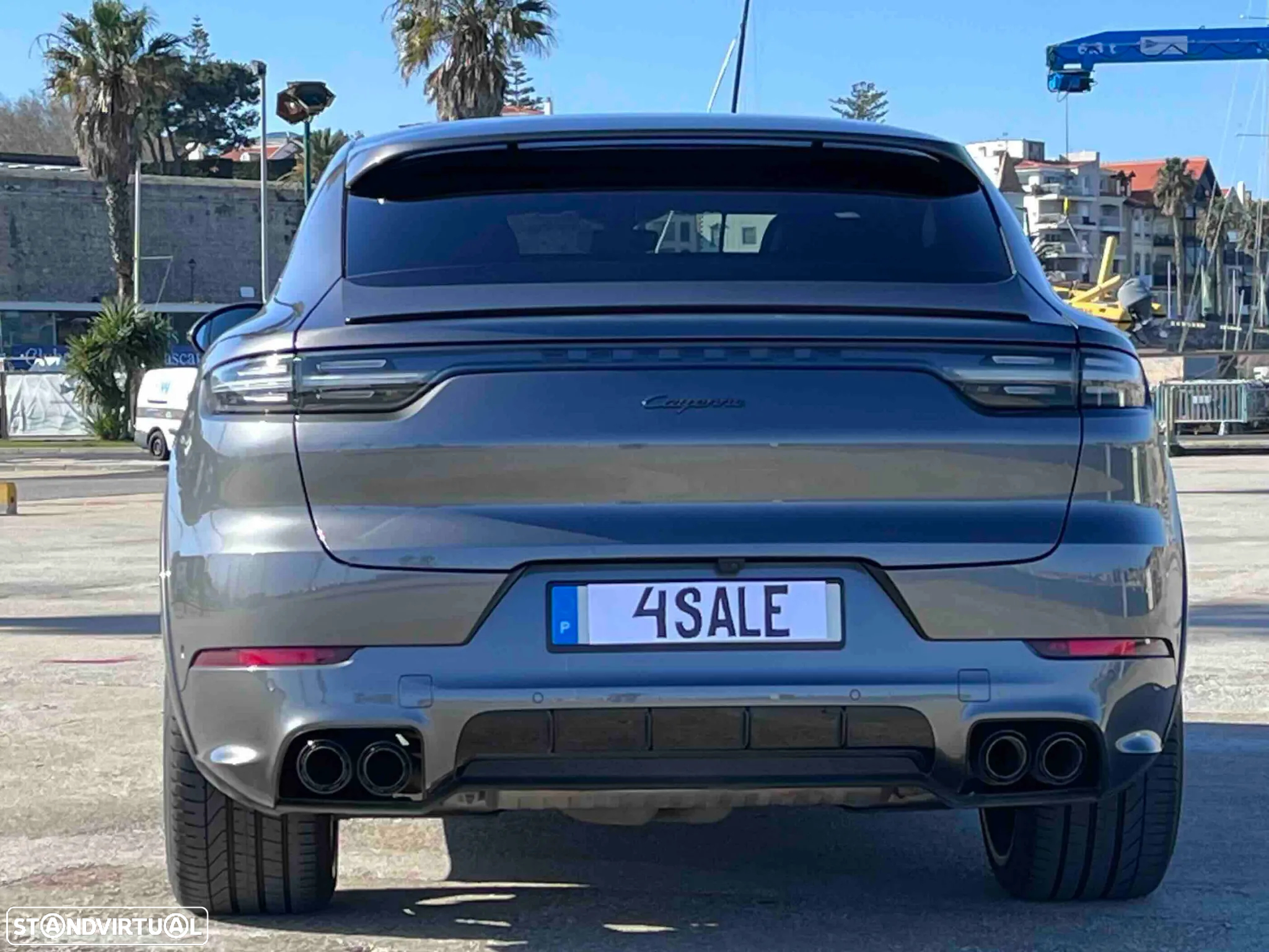 Porsche Cayenne Coupé E-Hybrid - 35