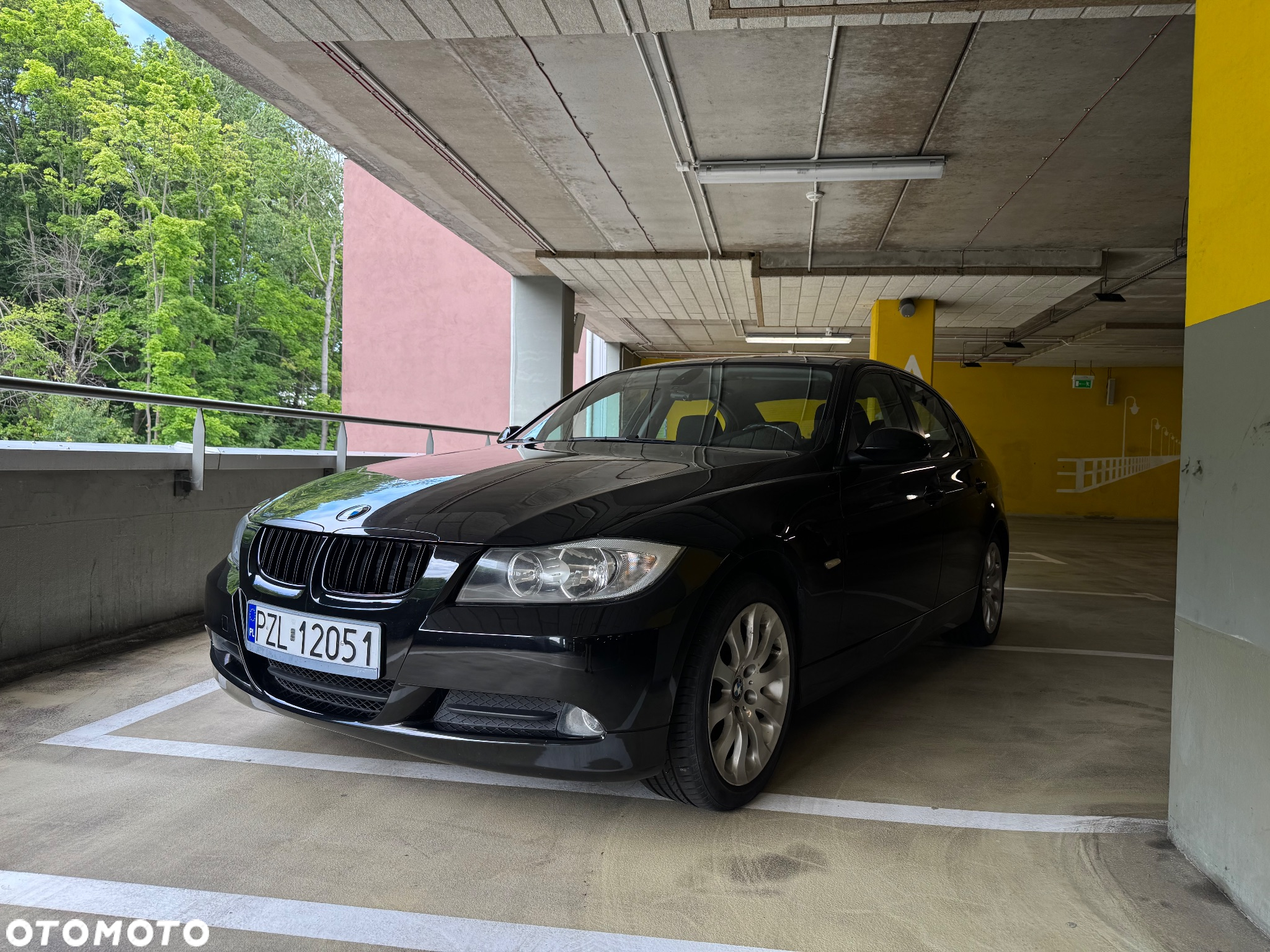 BMW Seria 3 318i - 2