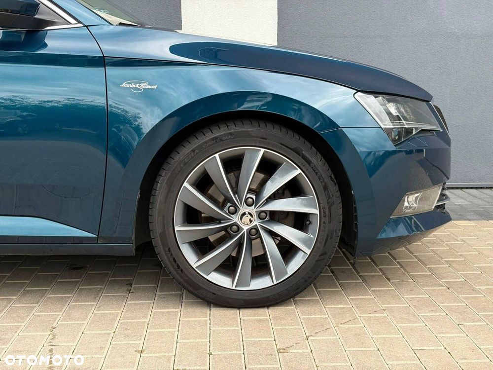 Skoda Superb 2.0 TDI 4x4 L&K DSG - 21