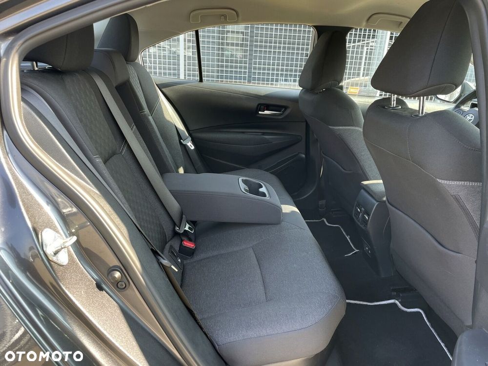 Toyota Corolla 1.8 Hybrid Comfort - 8