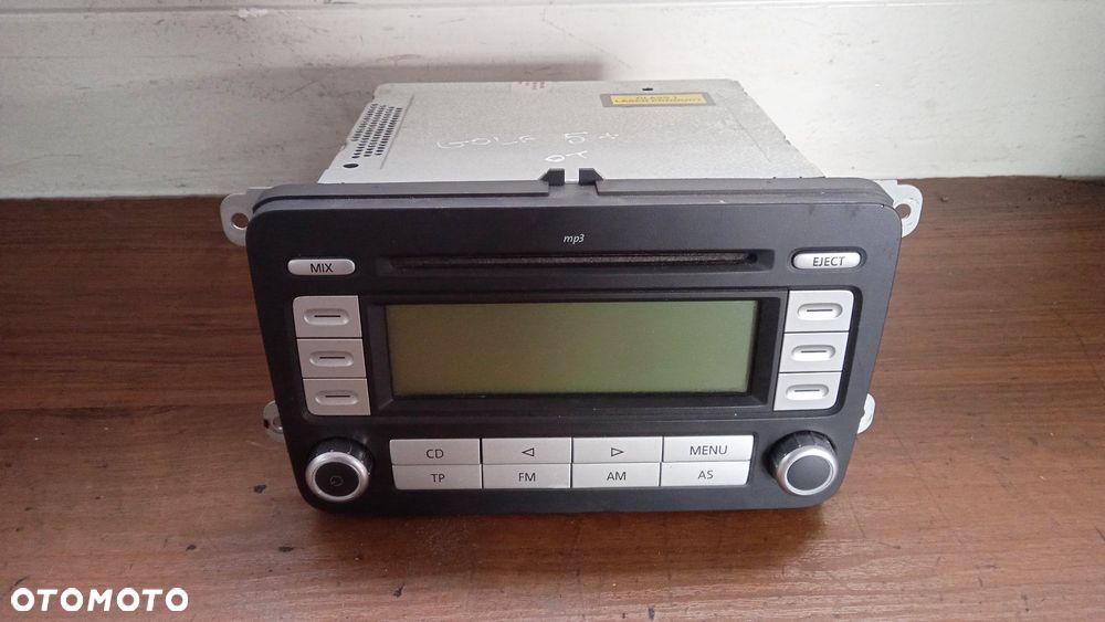 Radio fabryczne Golf 5 Plus 5M0035186C - 1