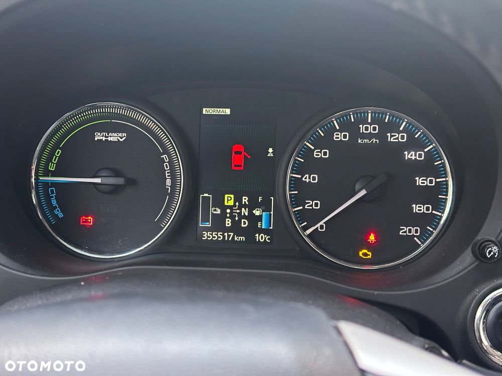 Mitsubishi Outlander PHEV Instyle NAVI - 15