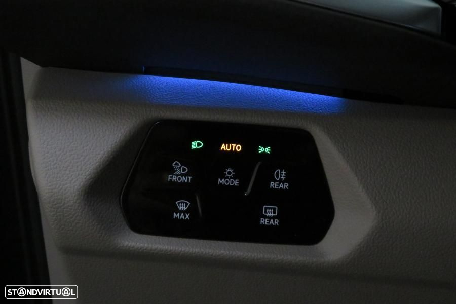 VW Multivan 2.0 TDI Style Longa DSG - 51