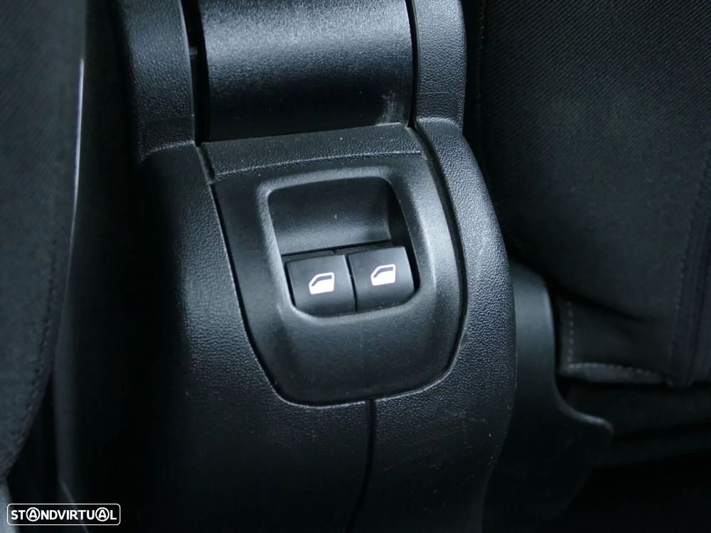 Citroën C-Elysée 1.5 BlueHDi Shine - 17