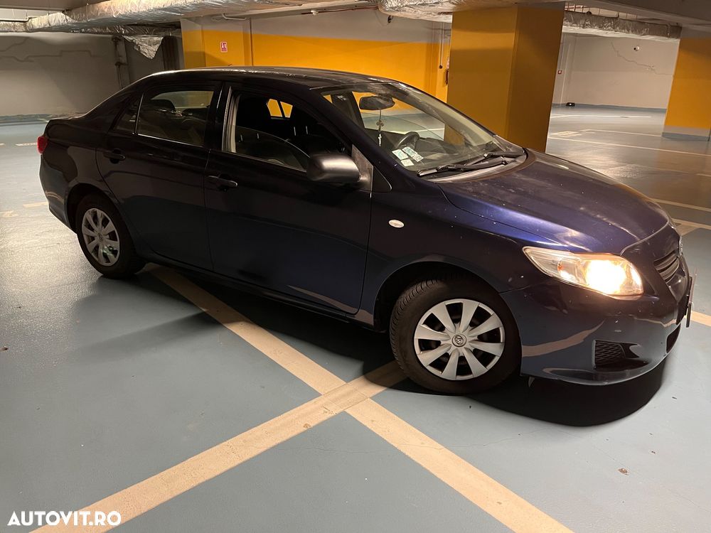 Toyota Corolla 1.4 Sdn. Terra - 4