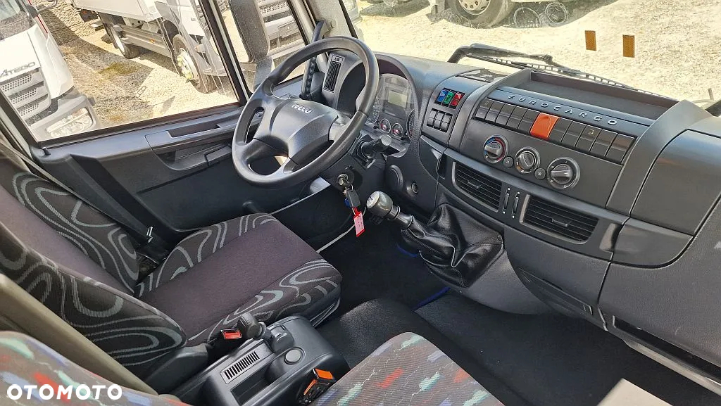 Iveco Eurocargo 100e18 Laweta Najazd Auto pomoc - 21