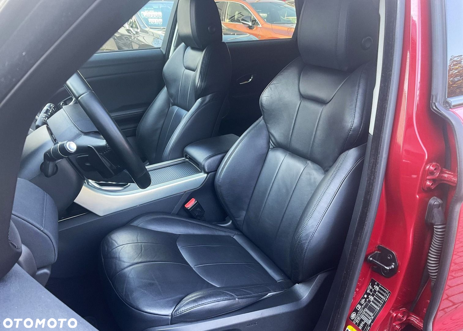 Land Rover Range Rover Evoque - 12
