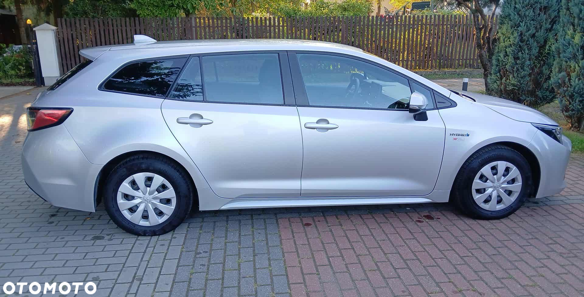 Toyota Corolla 1.8 Hybrid GPF Active - 3